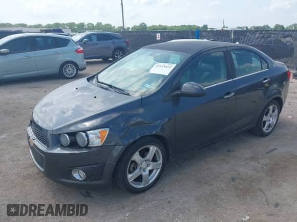 2016 Chevrolet Sonic LTZ с VIN 1G1JE5SB3G4161424, выставлен на аукционе IAAI как лот 42155022 с пробегом 115 855 миль миль и . История ставок и продаж доступна на DreamBid. Изображение 17.