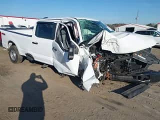 2024 Ford F-250 XL z VIN 1FT7W2BA5REC98978, wystawiony jako IAAI lot #41471776 z przebiegiem Nie podano mil oraz . Historia ofert i sprzedaży dostępna na DreamBid. Obrazek 1.