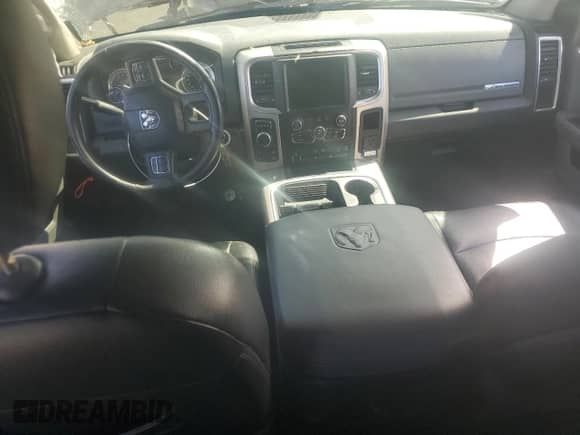 2016 Ram 1500 Outdoorsman z VIN 1C6RR7TMXGS118468, wystawiony jako Copart lot #69661485 z przebiegiem 132 571 mil mil oraz Szkoda całkowita • Salvage title. Historia ofert i sprzedaży dostępna na DreamBid. Obrazek 8.