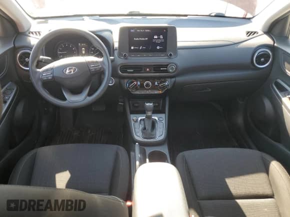 2022 Hyundai Kona SEL с VIN KM8K6CAB0NU780344, выставлен на аукционе Copart как лот 70976455 с пробегом 40 657 миль миль и Списание • Salvage title. История ставок и продаж доступна на DreamBid. Изображение 8.