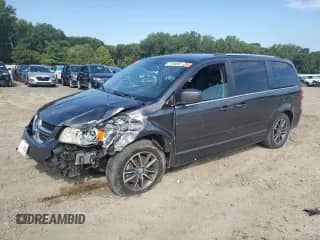 2017 Dodge Grand Caravan SXT with VIN 2C4RDGCG0HR677483, listed as a Copart auction lot 71184695 with 177,904 mi miles and Clean title. Bid and sale history available at DreamBid. Image 1.