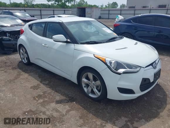 2014 Hyundai Veloster с VIN KMHTC6AD2EU184278, выставлен на аукционе IAAI как лот 42103066 с пробегом 149 359 миль миль и . История ставок и продаж доступна на DreamBid. Изображение 1.