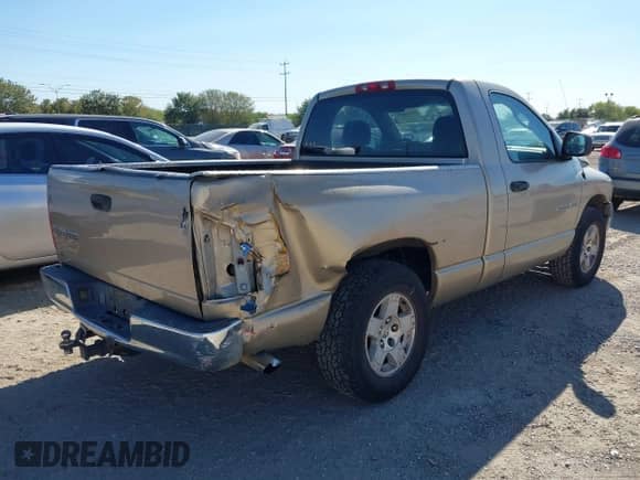 2002 Dodge 1500 z VIN 1D7HA16K92J172190, wystawiony jako IAAI lot #40848291 z przebiegiem 222 179 mil mil oraz . Historia ofert i sprzedaży dostępna na DreamBid. Obrazek 4.