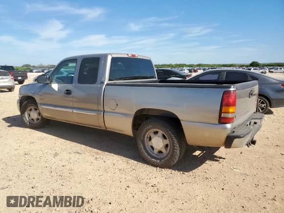 2003 GMC Sierra 1500 SLE with VIN 2GTEC19T331306764, listed as a Copart auction lot 66024655 with Not provided miles and Salvage title. Bid and sale history available at DreamBid. Image 2.