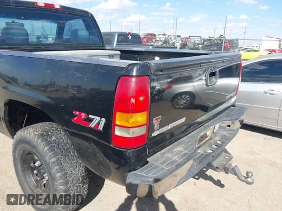 1999 Chevrolet Silverado 1500 with VIN 1GCEK14VXXZ138517, listed as a IAAI auction lot 43337673 with Not provided miles and . Bid and sale history available at DreamBid. Image 6.