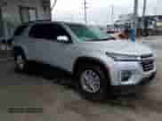 2022 Chevrolet Traverse LT Cloth z VIN 1GNERGKW5NJ110217, wystawiony jako Copart lot #70946915 z przebiegiem 55 433 mil mil oraz Szkoda całkowita • Salvage title. Historia ofert i sprzedaży dostępna na DreamBid. Obrazek 4.