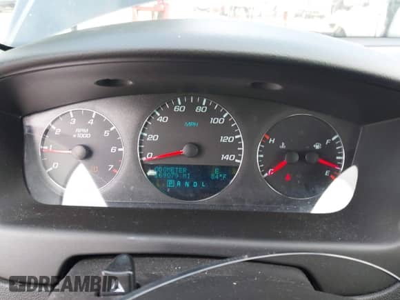 2014 Chevrolet Impala LTZ z VIN 2G1WC5E39E1154969, wystawiony jako IAAI lot #42838639 z przebiegiem 169 079 mil mil oraz . Historia ofert i sprzedaży dostępna na DreamBid. Obrazek 7.