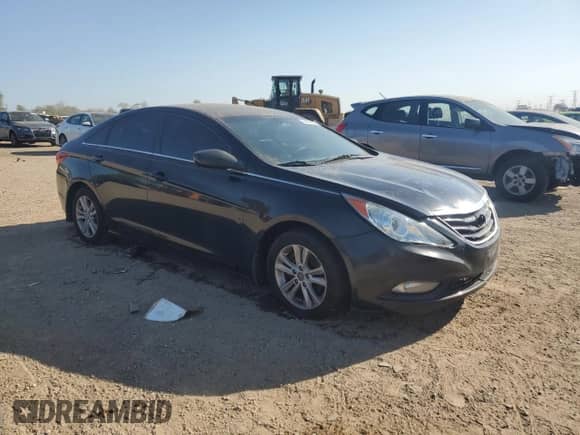 2013 Hyundai Sonata GLS with VIN 5NPEB4AC2DH578142, listed as a Copart auction lot 83964825 with 135,023 mi miles and Salvage title. Bid and sale history available at DreamBid. Image 4.