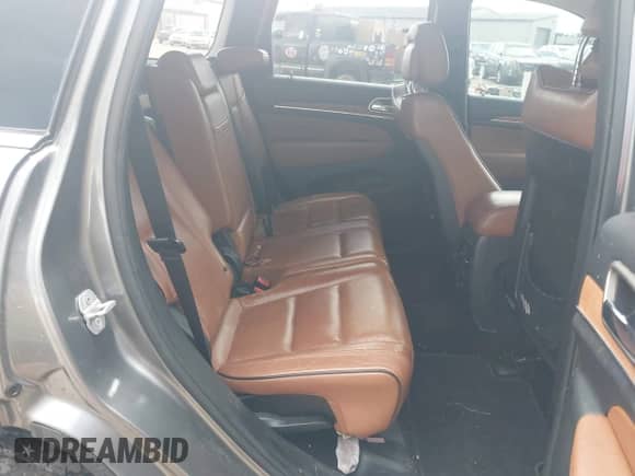 2011 Jeep Grand Cherokee Overland with VIN 1J4RS6GG0BC739582, listed as a IAAI auction lot 42537983 with 137,372 mi miles and . Bid and sale history available at DreamBid. Image 8.