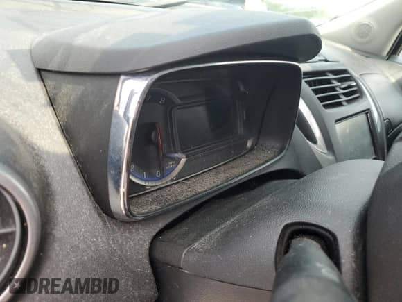 2015 Chevrolet Trax LT z VIN KL7CJRSB7FB111443, wystawiony jako Copart lot #69103095 z przebiegiem Nie podano mil oraz Szkoda całkowita • Salvage title. Historia ofert i sprzedaży dostępna na DreamBid. Obrazek 9.