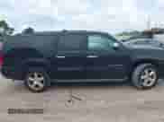 2011 Chevrolet Suburban LT с VIN 1GNSCJE07BR128885, выставлен на аукционе IAAI как лот 42456748 с пробегом 201 789 миль миль и . История ставок и продаж доступна на DreamBid. Изображение 13.