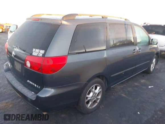 2006 Toyota Sienna XLE Limited z VIN 5TDZA22C66S586037, wystawiony jako IAAI lot #43577522 z przebiegiem 148 213 mil mil oraz . Historia ofert i sprzedaży dostępna na DreamBid. Obrazek 4.