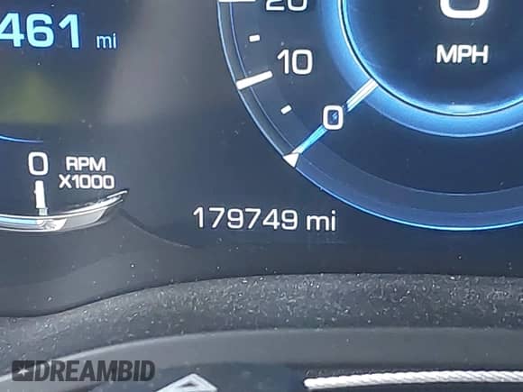 2018 Cadillac Escalade ESV Platinum с VIN 1GYS4KKJ1JR221239, выставлен на аукционе IAAI как лот 41968181 с пробегом 179 749 миль миль и . История ставок и продаж доступна на DreamBid. Изображение 15.