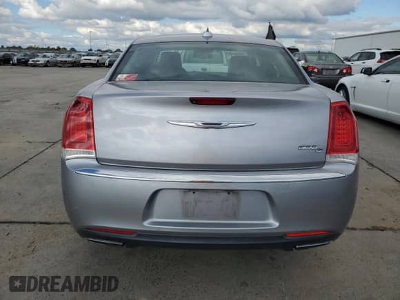 2016 Chrysler 300 C with VIN 2C3CCAEG6GH123585, listed as a Copart auction lot 82508015 with 166,287 mi miles and Clean title. Bid and sale history available at DreamBid. Image 6.