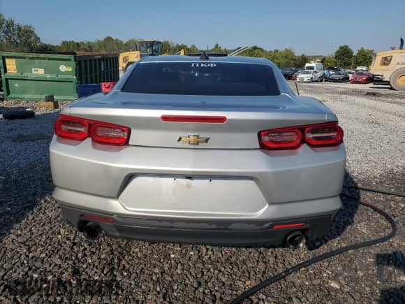 2019 Chevrolet Camaro 1LT z VIN 1G1FB1RS2K0149682, wystawiony jako Copart lot #70764175 z przebiegiem 48 605 mil mil oraz Szkoda całkowita • Salvage title. Historia ofert i sprzedaży dostępna na DreamBid. Obrazek 6.