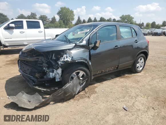 2019 Chevrolet Trax LS с VIN 3GNCJKSB1KL264989, выставлен на аукционе Copart как лот 68956985 с пробегом 54 149 миль миль и Списание • Salvage title. История ставок и продаж доступна на DreamBid. Изображение 1.