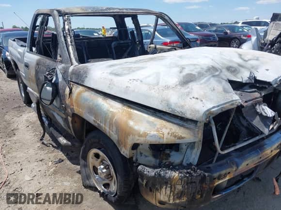 1998 Dodge 1500 with VIN 1B7HC13Y2WJ183664, listed as a IAAI auction lot 42038180 with Not provided miles and . Bid and sale history available at DreamBid. Image 13.