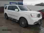 2015 Honda Pilot Touring z VIN 5FNYF3H94FB018551, wystawiony jako Copart lot #82041355 z przebiegiem 137 502 mil mil oraz Szkoda całkowita • Salvage title. Historia ofert i sprzedaży dostępna na DreamBid. Obrazek 4.