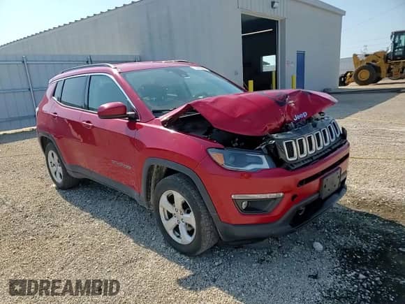 2018 Jeep Compass Latitude with VIN 3C4NJDBB4JT331323, listed as a Copart auction lot 63425895 with 116,611 mi miles and Salvage title. Bid and sale history available at DreamBid. Image 14.