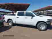 2023 Ram 1500 Tradesman z VIN 1C6RRFGG1PN665111, wystawiony jako IAAI lot #43181913 z przebiegiem 12 791 mil mil oraz . Historia ofert i sprzedaży dostępna na DreamBid. Obrazek 13.