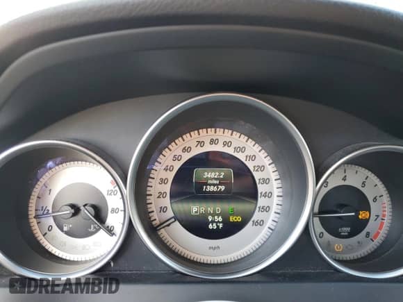 2014 Mercedes-Benz C 300 Sport z VIN WDDGF8AB0EG247910, wystawiony jako Copart lot #86867795 z przebiegiem 138 679 mil mil oraz Szkoda całkowita • Salvage title. Historia ofert i sprzedaży dostępna na DreamBid. Obrazek 9.
