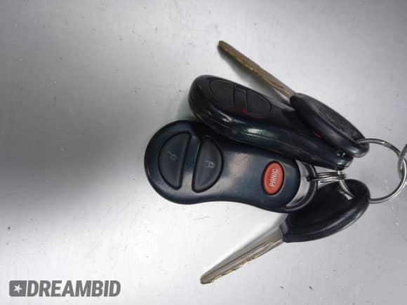 2005 Dodge 2500 SLT z VIN 3D7KS28C35G794496, wystawiony jako IAAI lot #41817155 z przebiegiem 289 948 mil mil oraz . Historia ofert i sprzedaży dostępna na DreamBid. Obrazek 11.