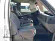2006 Chevrolet Tahoe Z71 с VIN 1GNEC13T56R112264, выставлен на аукционе IAAI как лот 42233600 с пробегом 173 279 миль миль и . История ставок и продаж доступна на DreamBid. Изображение 5.