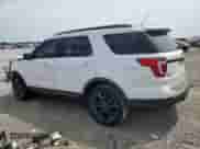 2018 Ford Explorer XLT with VIN 1FM5K7D85JGB03279, listed as a Copart auction lot 70581765 with Not provided miles and Salvage title. Bid and sale history available at DreamBid. Image 2.