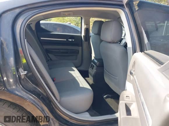 2009 Dodge Charger SE с VIN 2B3KA43D19H514008, выставлен на аукционе IAAI как лот 43352922 с пробегом Не указан миль и . История ставок и продаж доступна на DreamBid. Изображение 8.