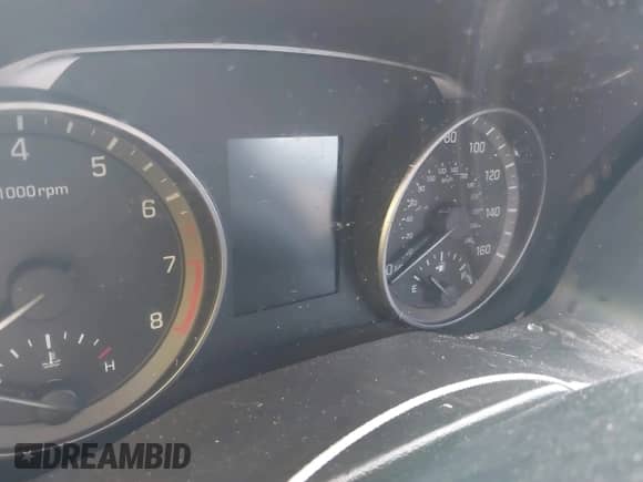 2018 Hyundai Elantra SEL z VIN 5NPD84LF7JH272616, wystawiony jako IAAI lot #43016432 z przebiegiem Nie podano mil oraz . Historia ofert i sprzedaży dostępna na DreamBid. Obrazek 15.