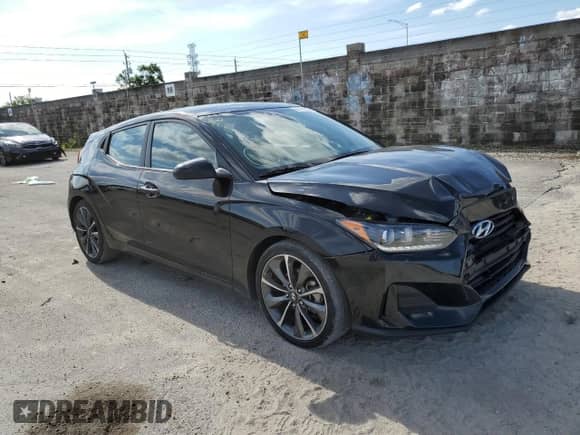 2020 Hyundai Veloster 2.0 z VIN KMHTG6AF5LU030585, wystawiony jako Copart lot #67114883 z przebiegiem 25 577 mil mil oraz . Historia ofert i sprzedaży dostępna na DreamBid. Obrazek 4.