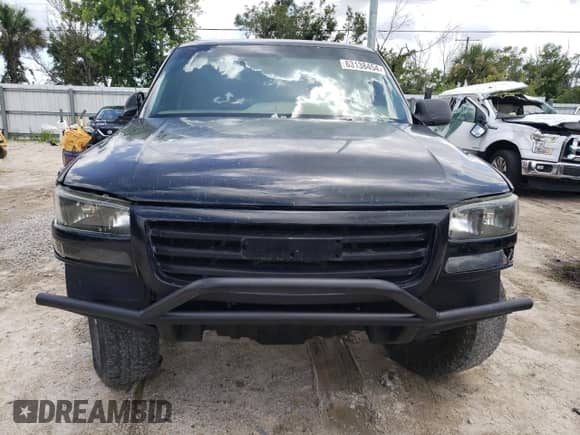 2003 GMC Sierra 1500 SLE с VIN 1GTEC14V23Z119175, выставлен на аукционе Copart как лот 63138454 с пробегом Не указан миль и Списание • Salvage title. История ставок и продаж доступна на DreamBid. Изображение 5.