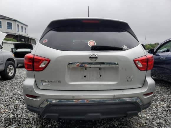 2018 Nissan Pathfinder S with VIN 5N1DR2MM3JC629361, listed as a Copart auction lot 63489425 with 170,918 mi miles and Salvage title. Bid and sale history available at DreamBid. Image 6.