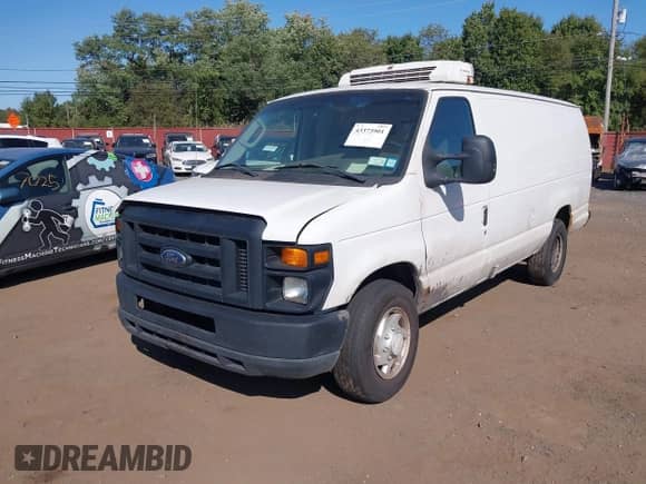 2008 Ford Econoline Cargo Commercial with VIN 1FTSS34L08DA98993, listed as a IAAI auction lot 43373901 with 201,810 mi miles and . Bid and sale history available at DreamBid. Image 6.