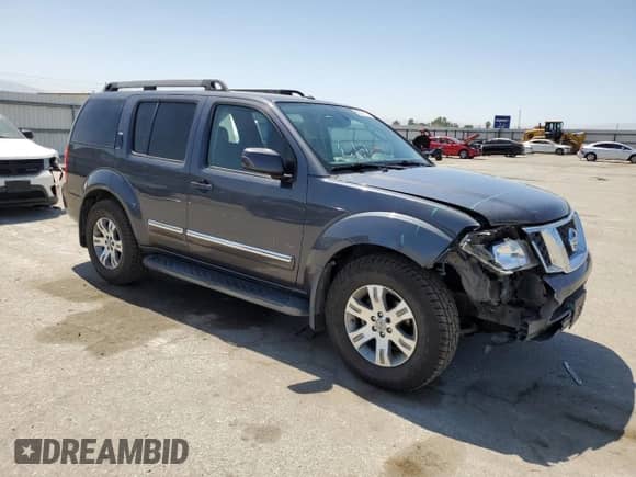 2011 Nissan Pathfinder LE z VIN 5N1AR1NN6BC633653, wystawiony jako Copart lot #62021675 z przebiegiem 93 214 mil mil oraz Szkoda całkowita • Salvage title. Historia ofert i sprzedaży dostępna na DreamBid. Obrazek 4.