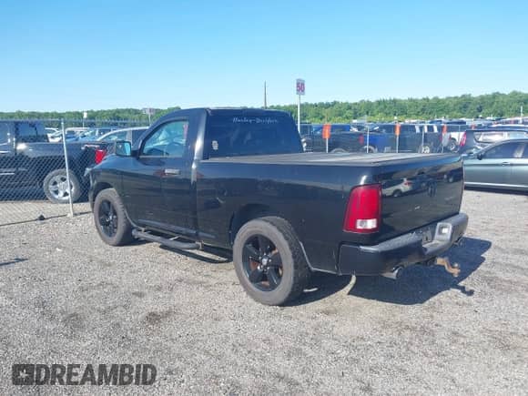 2014 Ram 1500 Express z VIN 3C6JR6AT1EG156872, wystawiony jako IAAI lot #42364099 z przebiegiem 240 249 mil mil oraz . Historia ofert i sprzedaży dostępna na DreamBid. Obrazek 3.