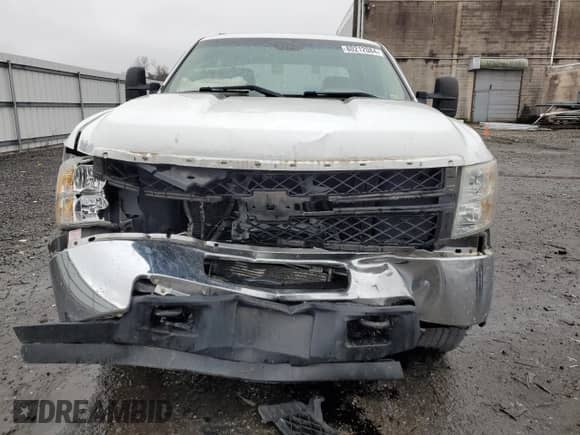 2013 Chevrolet Silverado 3500HD Work Truck with VIN 1GC4KZCG1DF216080, listed as a Copart auction lot 80212084 with 399,144 mi miles and Salvage title. Bid and sale history available at DreamBid. Image 5.