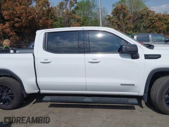 2022 GMC Sierra 1500 Elevation with VIN 3GTPUCEK5NG683072, listed as a IAAI auction lot 41941935 with 80,264 mi miles and . Bid and sale history available at DreamBid. Image 13.