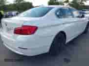 2013 BMW 5 Series 528i xDrive с VIN WBAXH5C55DD114776, выставлен на аукционе IAAI как лот 43103123 с пробегом 102 932 миль миль и . История ставок и продаж доступна на DreamBid. Изображение 4.