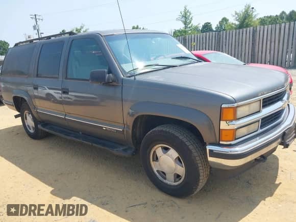 1999 Chevrolet Suburban с VIN 1GFNK16RXXJ446801, выставлен на аукционе IAAI как лот 42412825 с пробегом 210 449 миль миль и . История ставок и продаж доступна на DreamBid. Изображение 1.