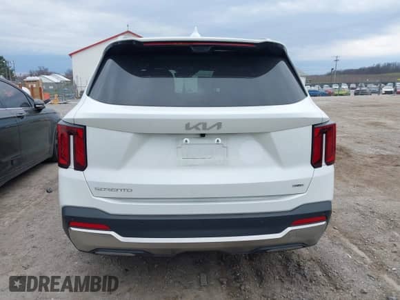 2025 Kia Sorento SX Prestige with VIN KNDRKDJG8S5287565, listed as a IAAI auction lot 41907633 with 15,327 mi miles and . Bid and sale history available at DreamBid. Image 16.