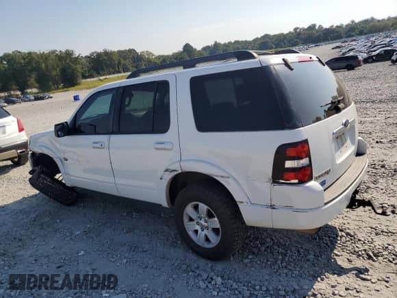 2010 Ford Explorer XLT с VIN 1FMEU6DE4AUA37769, выставлен на аукционе Copart как лот 81028425 с пробегом 181 271 миль миль и Списание • Salvage title. История ставок и продаж доступна на DreamBid. Изображение 2.