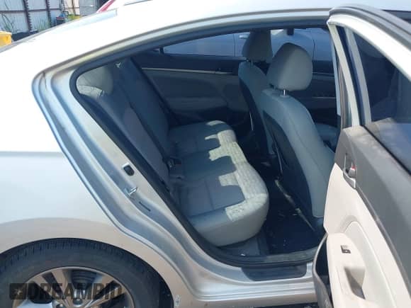 2017 Hyundai Elantra SE with VIN 5NPD84LFXHH091052, listed as a IAAI auction lot 42915485 with 84,079 mi miles and . Bid and sale history available at DreamBid. Image 8.