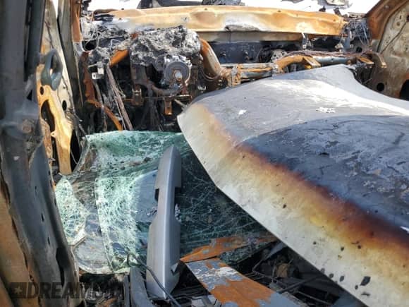 2016 Chevrolet Tahoe LTZ z VIN 1GNSKCKC2GR124750, wystawiony jako Copart lot #64020385 z przebiegiem Nie podano mil oraz Nie do naprawy • Non repairable. Historia ofert i sprzedaży dostępna na DreamBid. Obrazek 8.