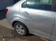 2013 Chevrolet Sonic LT с VIN 1G1JC5SH6D4213781, выставлен на аукционе IAAI как лот 43241459 с пробегом 110 179 миль миль и . История ставок и продаж доступна на DreamBid. Изображение 18.