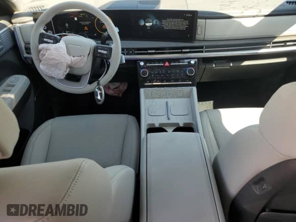 2024 Hyundai Santa Fe Limited с VIN 5NMP3DG15RH011441, выставлен на аукционе Copart как лот 69892864 с пробегом 601 миль миль и Списание • Salvage title. История ставок и продаж доступна на DreamBid. Изображение 8.