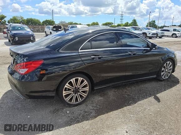 2017 Mercedes-Benz CLA 250 с VIN WDDSJ4EB3HN413851, выставлен на аукционе Copart как лот 80080845 с пробегом 64 487 миль миль и Чистый • Clean title. История ставок и продаж доступна на DreamBid. Изображение 3.