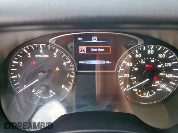 2017 Nissan Pathfinder SV with VIN 5N1DR2MN5HC908846, listed as a Copart auction lot 84612735 with 119,687 mi miles and Clean title. Bid and sale history available at DreamBid. Image 9.