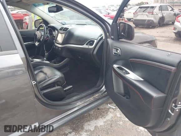 2014 Dodge Journey R/T with VIN 3C4PDCEG0ET276599, listed as a IAAI auction lot 42473953 with Not provided miles and . Bid and sale history available at DreamBid. Image 5.