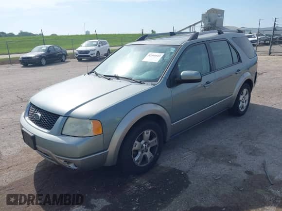 2005 Ford Freestyle SEL с VIN 1FMDK02125GA61393, выставлен на аукционе IAAI как лот 42816523 с пробегом Не указан миль и . История ставок и продаж доступна на DreamBid. Изображение 2.